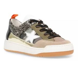 Steve Madden Goody Star Sneakers